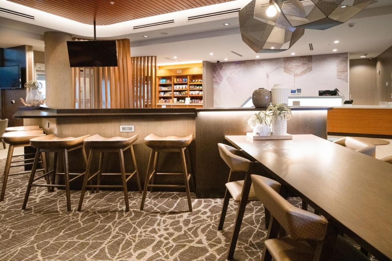 Springhill Suites By Marriott Kenosha Εξωτερικό φωτογραφία
