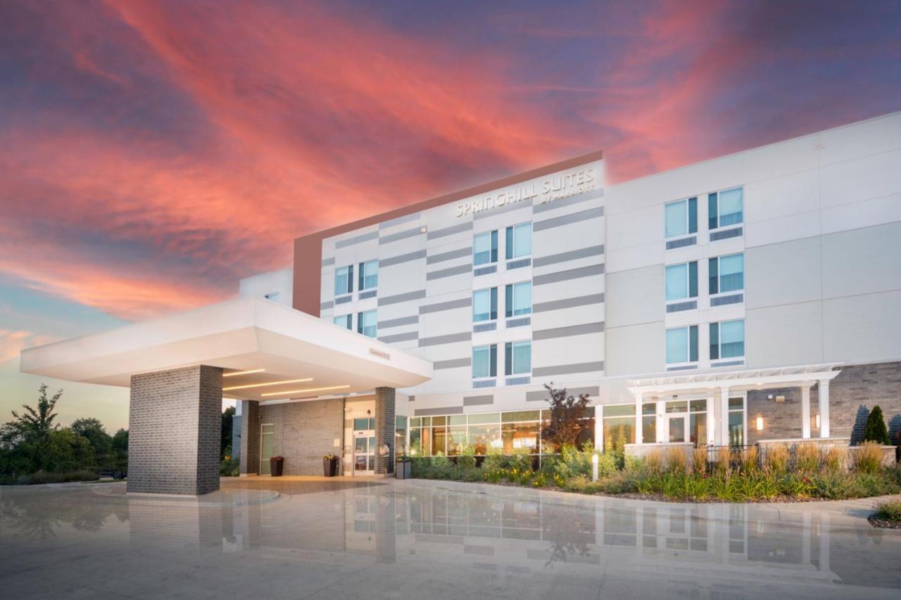 Springhill Suites By Marriott Kenosha Εξωτερικό φωτογραφία
